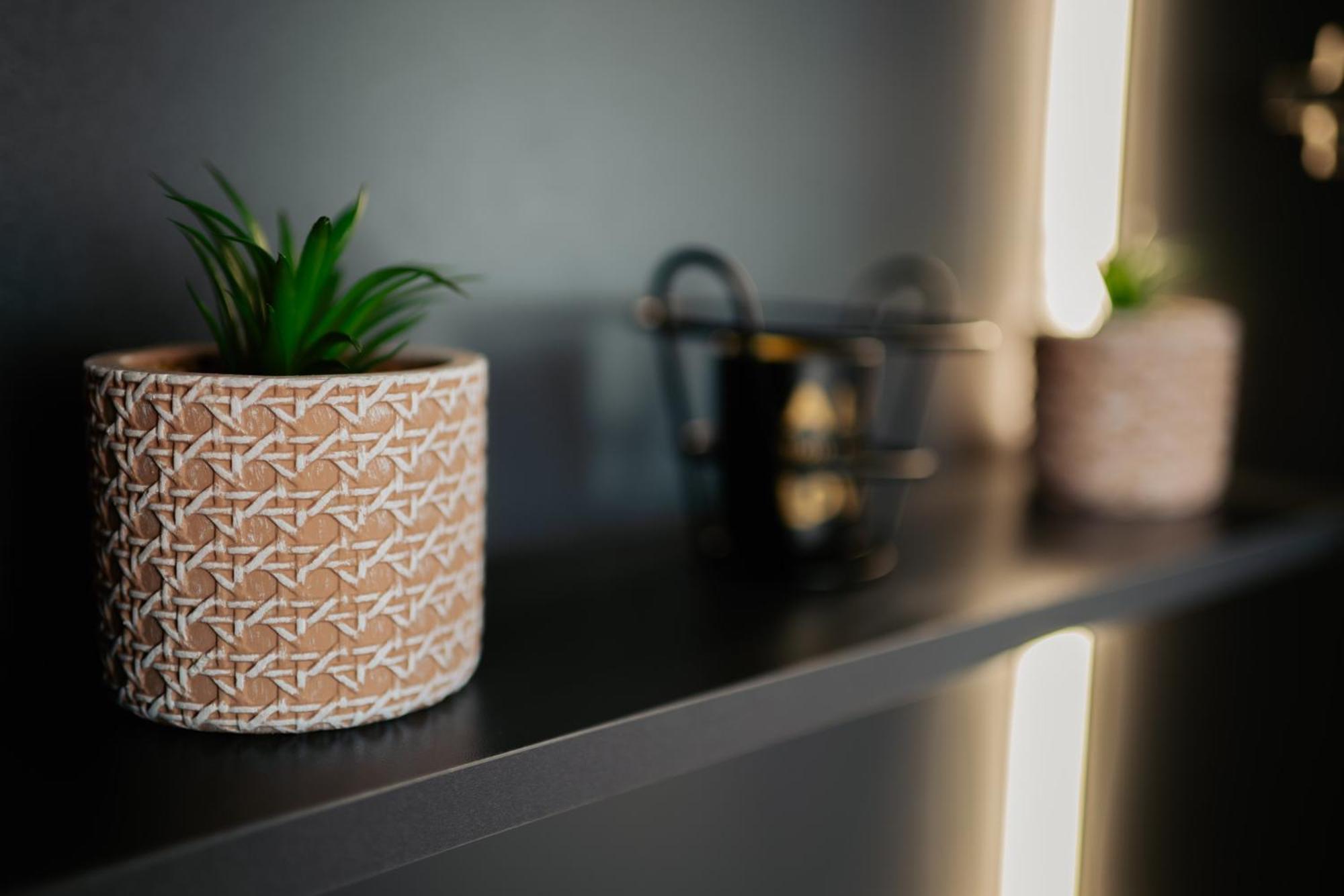 Froa Luxury Apartment Debar Buitenkant foto
